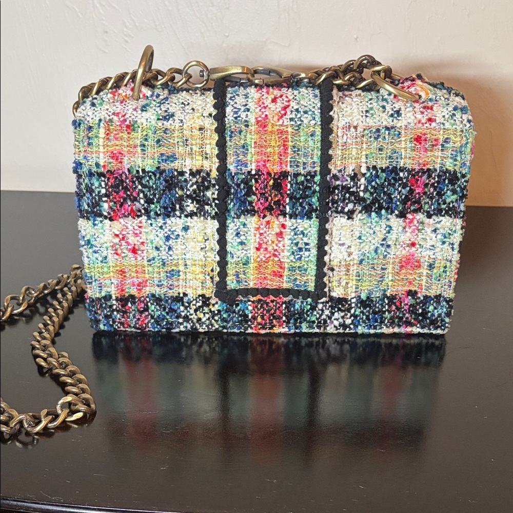 Chic Tweed Crossbody Bag with Chain Strap - Picture 3 of 8